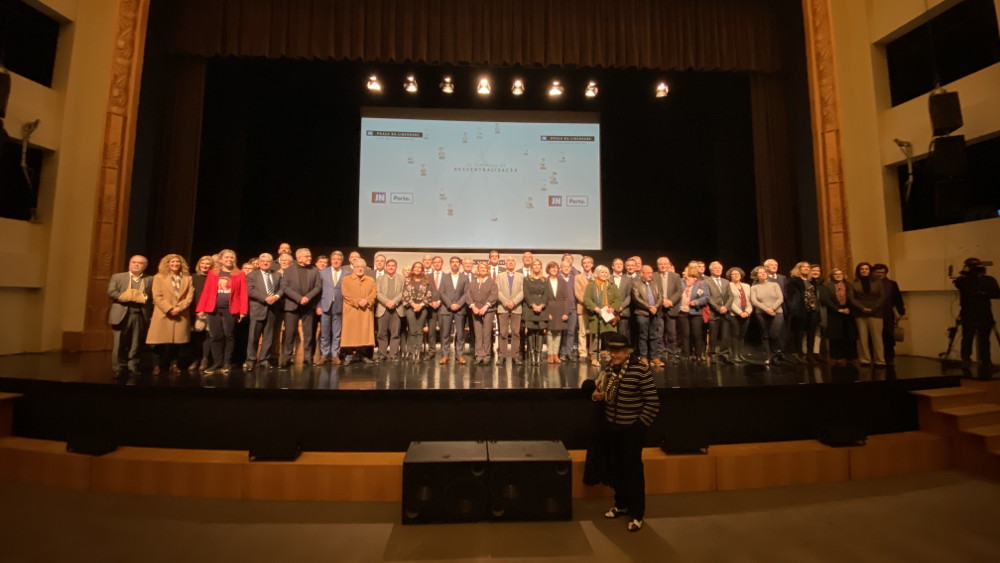 Participação na conferência “Os caminhos da Descentralização”